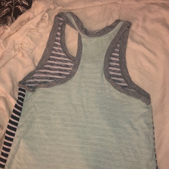 VS Pink XS Tank mint condition - Picture 4 of 5
